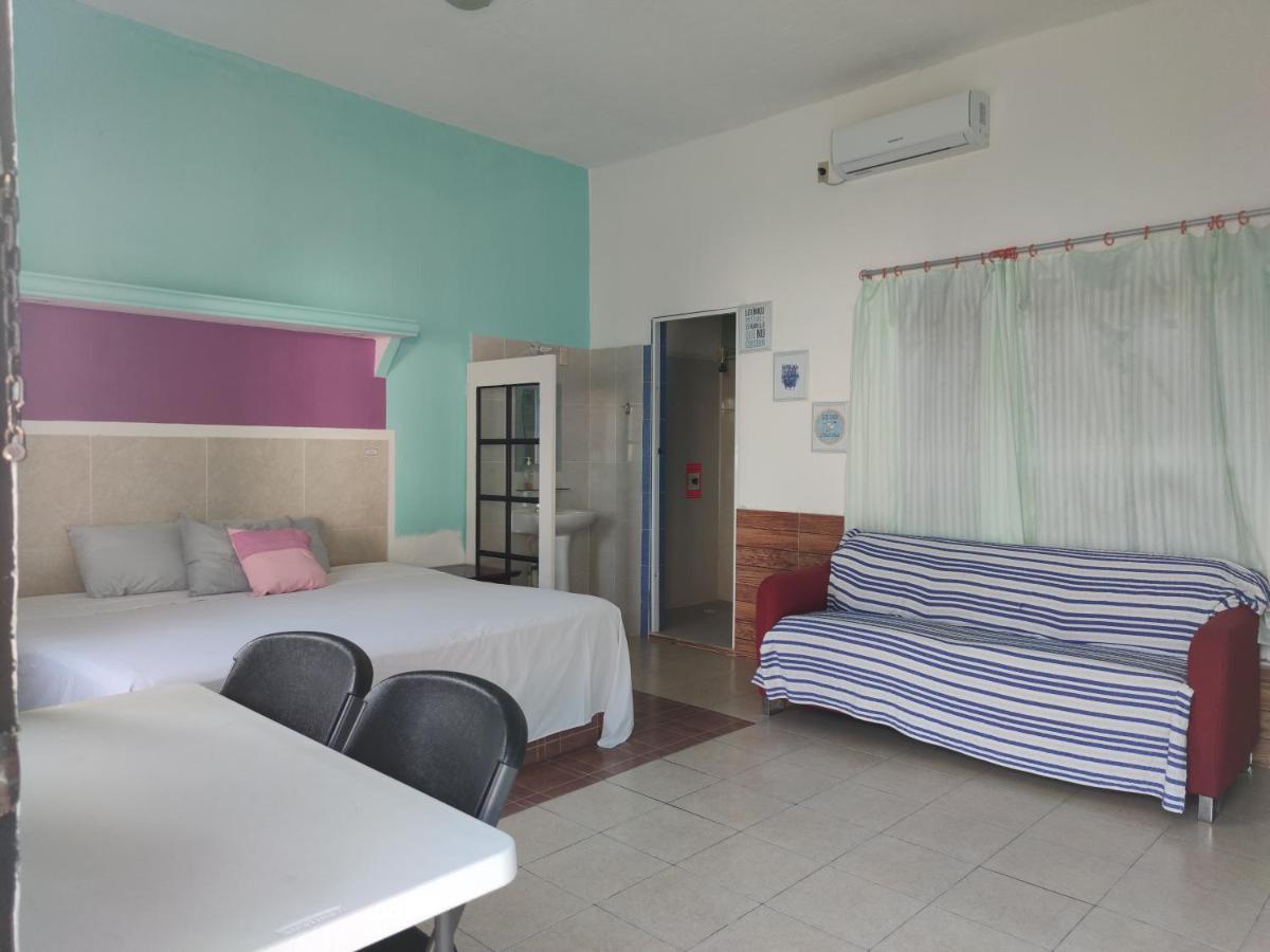 Hotel Hospedaje Barrancas à Cosoleacaque Extérieur photo