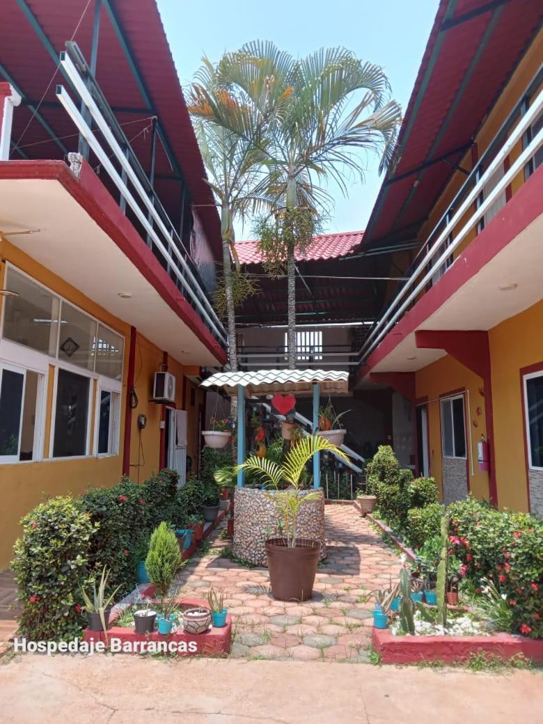 Hotel Hospedaje Barrancas à Cosoleacaque Extérieur photo